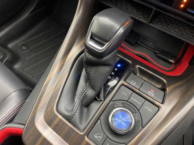 トヨタ ＲＡＶ４ アドベンチャー オフロードPKGⅡ 道央・札幌 2023(令5)年 4.4万km スーパーホワイトⅡ ・4WD/・寒冷地仕様/・純正ナビ/・BT&フルセグTV&Miracast/・バックカメラ/・レーダークルーズコントロール/・レザーシート/・D席メモリ付パワーシート/・前席シートヒーター&ベンチレーション/・ステアリングヒーター/・パワーバックドア/・ダウンヒルアシストコントロール/・デジタルインナーミラー/・ビルトインETC/・コーナーセンサー/・LEDヘッドライト/・オートライト/・オートマチックハイビーム/・フォグランプ/・プッシュスタート/・スマートキー