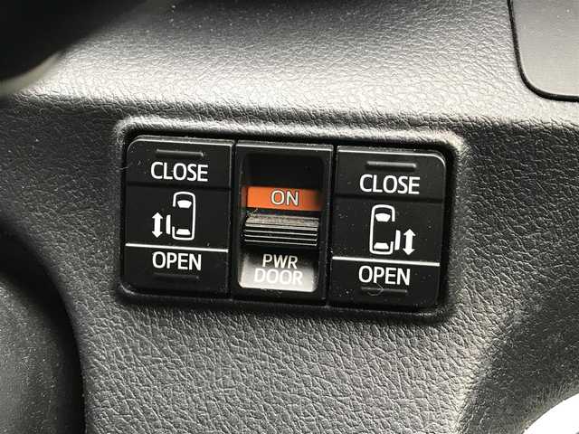 トヨタ シエンタ G クエロ 富山県 2019(令1)年 3.7万km ホワイトパールクリスタルシャイン 社外ナビ/フルセグTV/Bluetooth/全周囲カメラ/ドライブレコーダー/プリクラッシュセーフティ/レーンキープアシスト/クリアランスソナー/両側パワースライドドア/プッシュスタート/スマートキー/スペアキー/革巻きステアリング/ハーフレザーシート/LEDヘッドライト/オートライト/ETC
