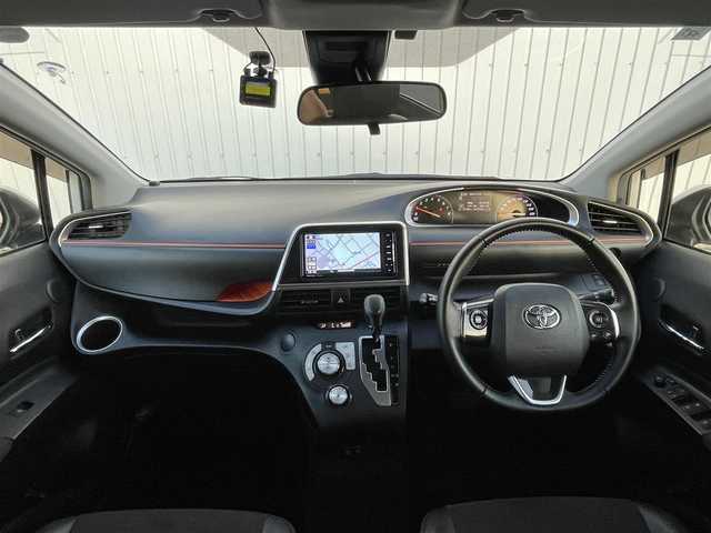 トヨタ シエンタ G クエロ 滋賀県 2019(令1)年 3.7万km ホワイトパールクリスタルシャイン 社外ナビ/フルセグTV/Bluetooth/全周囲カメラ/ドライブレコーダー/プリクラッシュセーフティ/レーンキープアシスト/クリアランスソナー/両側パワースライドドア/プッシュスタート/スマートキー/スペアキー/革巻きステアリング/ハーフレザーシート/LEDヘッドライト/オートライト/ETC