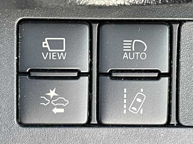 トヨタ シエンタ G クエロ 滋賀県 2019(令1)年 3.7万km ホワイトパールクリスタルシャイン 社外ナビ/フルセグTV/Bluetooth/全周囲カメラ/ドライブレコーダー/プリクラッシュセーフティ/レーンキープアシスト/クリアランスソナー/両側パワースライドドア/プッシュスタート/スマートキー/スペアキー/革巻きステアリング/ハーフレザーシート/LEDヘッドライト/オートライト/ETC