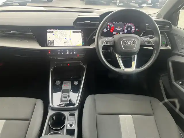 アウディ Ａ３ SB 30TFSI アドバンスド 愛知県 2022(令4)年 2.9万km ブリリアントレッド ワンオーナー/純正メーカーナビ/地デジ　フルセグ/Bluetooth/アダプティブクルーズアシスト/シートヒーター/アドバンストキー×2ケ/リアビューカメラ/ビルトイン2.0ETC/LEDヘッドライト/オートライト/パドルシフト/ドライブレコーダー/純正17インチアルミ/保証書取説有り