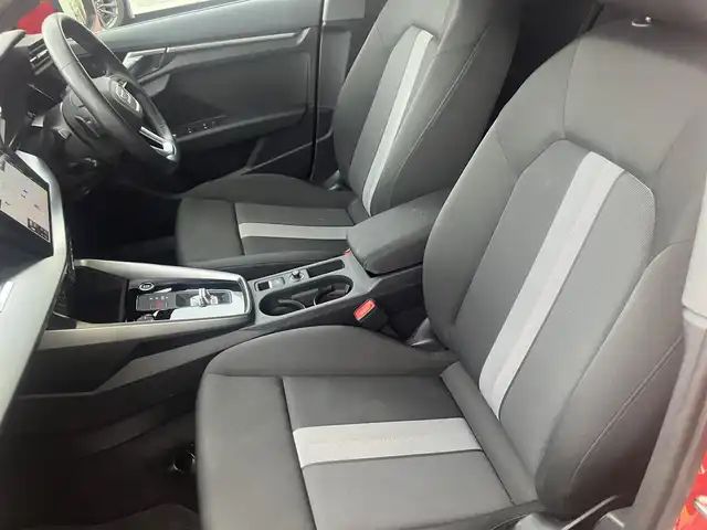 アウディ Ａ３ SB 30TFSI アドバンスド 愛知県 2022(令4)年 2.9万km ブリリアントレッド ワンオーナー/純正メーカーナビ/地デジ　フルセグ/Bluetooth/アダプティブクルーズアシスト/シートヒーター/アドバンストキー×2ケ/リアビューカメラ/ビルトイン2.0ETC/LEDヘッドライト/オートライト/パドルシフト/ドライブレコーダー/純正17インチアルミ/保証書取説有り