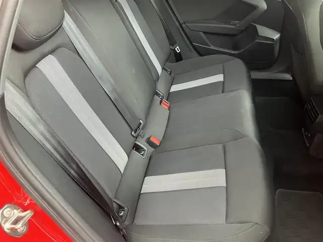アウディ Ａ３ SB 30TFSI アドバンスド 愛知県 2022(令4)年 2.9万km ブリリアントレッド ワンオーナー/純正メーカーナビ/地デジ　フルセグ/Bluetooth/アダプティブクルーズアシスト/シートヒーター/アドバンストキー×2ケ/リアビューカメラ/ビルトイン2.0ETC/LEDヘッドライト/オートライト/パドルシフト/ドライブレコーダー/純正17インチアルミ/保証書取説有り