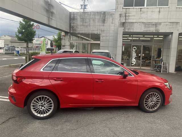 アウディ Ａ３ SB 30TFSI アドバンスド 愛知県 2022(令4)年 2.9万km ブリリアントレッド ワンオーナー/純正メーカーナビ/地デジ　フルセグ/Bluetooth/アダプティブクルーズアシスト/シートヒーター/アドバンストキー×2ケ/リアビューカメラ/ビルトイン2.0ETC/LEDヘッドライト/オートライト/パドルシフト/ドライブレコーダー/純正17インチアルミ/保証書取説有り