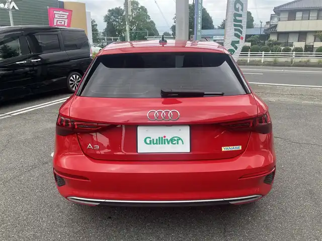 アウディ Ａ３ SB 30TFSI アドバンスド 愛知県 2022(令4)年 2.9万km ブリリアントレッド ワンオーナー/純正メーカーナビ/地デジ　フルセグ/Bluetooth/アダプティブクルーズアシスト/シートヒーター/アドバンストキー×2ケ/リアビューカメラ/ビルトイン2.0ETC/LEDヘッドライト/オートライト/パドルシフト/ドライブレコーダー/純正17インチアルミ/保証書取説有り