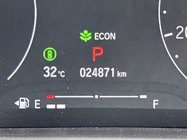 ホンダ ヴェゼル ハイブリッド e:HEV Z 大分県 2023(令5)年 2.5万km プレミアムサンライトホワイトパール ワンオーナー /ハーフレザーシート /全方位カメラ/おくだけ充電/デジタルインナーミラー/パワーバックドア/純正ナビ/フルセグTV/Bluetooth/純正フロアマット/純正18インチアルミホイール/純正ETC/純正ドラレコ/純正LEDヘッドライト/オートライト/衝突被害軽減ブレーキ/横滑り防止装置/レーンキープアシスト/コーナーセンサー