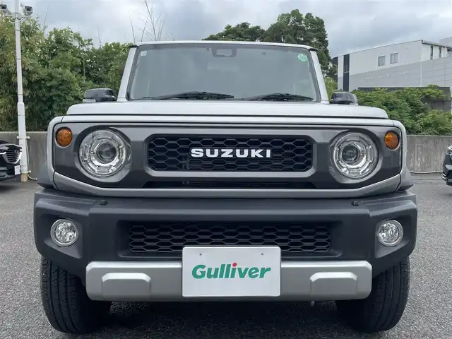 スズキ ジムニー シエラ JC 長崎県 2020(令2)年 1.9万km シルキーシルバーメタリック ワンオーナー/社外SDナビ/・AM/FM/BT/フルセグTV/クルーズコントロール/ステアリングスイッチ/ETC/前席シートヒーター/革調シートカバー/前方ドライブレコーダー/ライトウォッシャー/ラバー調フロアマット/純正オプションフロントグリル/純正マッドガード/背面タイヤ/背面タイヤカバー/HONESTクリア給油口カバー/保証書/取扱説明書/スペアキー/純正グリル積載/純正給油口カバー積載