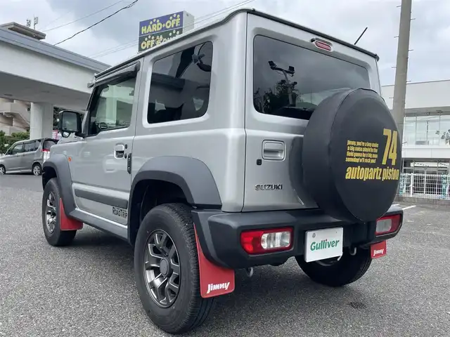 スズキ ジムニー シエラ JC 長崎県 2020(令2)年 1.9万km シルキーシルバーメタリック ワンオーナー/社外SDナビ/・AM/FM/BT/フルセグTV/クルーズコントロール/ステアリングスイッチ/ETC/前席シートヒーター/革調シートカバー/前方ドライブレコーダー/ライトウォッシャー/ラバー調フロアマット/純正オプションフロントグリル/純正マッドガード/背面タイヤ/背面タイヤカバー/HONESTクリア給油口カバー/保証書/取扱説明書/スペアキー/純正グリル積載/純正給油口カバー積載
