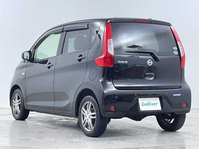 日産 デイズ S 道央・札幌 2018(平30)年 7.1万km ブラック ・4WD/・社外ナビ&CD/・エマージェンシーブレーキ/・社外エンジンスターター/・運転席シートヒーター/・アイドリングストップ/・ベンチシート/・ヘッドライトレベライザー/・横滑り防止/・ドアバイザー