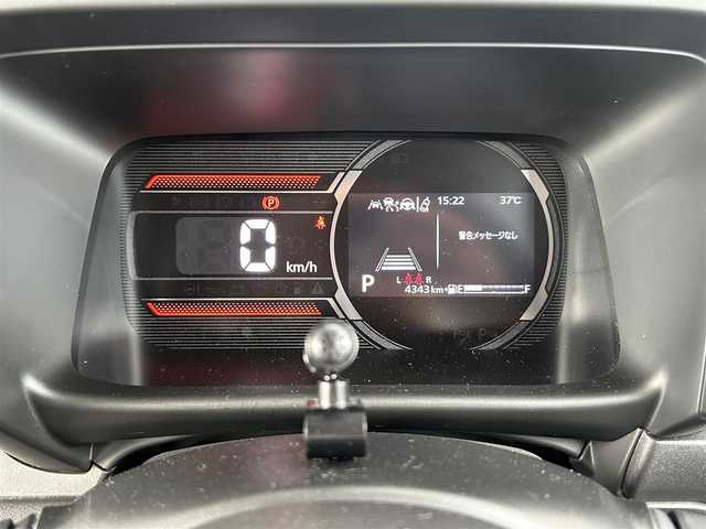 スズキ スペーシア ギア HYBRID XZ 群馬県 2024(令6)年 0.5万km ベージュⅡ 社外8インチナビ/ (AM/FM/BT/TV/CD/DVD/SD/HDMI)/バックカメラ/スズキセーフティーサポート/バックカメラ/両側パワースライド/デュアルセンサーブレーキサポート/レーンキープアシスト/横滑り防止/標識認識/先行車発進/ヘッドアップディスプレイ/レーダークルーズコントロール/前席シートヒーター/ステアリングヒーター/ステアリングリモコン/AUTOライト/後席サンシェード/プッシュスタート/革巻きステアリング/リア送風機/保証書/取扱説明書/スペアキー