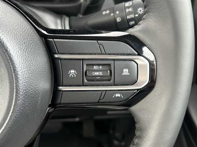スズキ スペーシア ギア HYBRID XZ 群馬県 2024(令6)年 0.5万km ベージュⅡ 社外8インチナビ/ (AM/FM/BT/TV/CD/DVD/SD/HDMI)/バックカメラ/スズキセーフティーサポート/バックカメラ/両側パワースライド/デュアルセンサーブレーキサポート/レーンキープアシスト/横滑り防止/標識認識/先行車発進/ヘッドアップディスプレイ/レーダークルーズコントロール/前席シートヒーター/ステアリングヒーター/ステアリングリモコン/AUTOライト/後席サンシェード/プッシュスタート/革巻きステアリング/リア送風機/保証書/取扱説明書/スペアキー