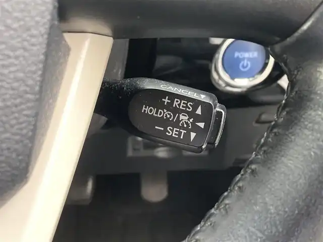 トヨタ プリウス A プレミアム　ツーリングセレ 栃木県 2018(平30)年 5.1万km スティールブロンドM トヨタセーフティセンス/純正9インチナビ/フルセグTV/DVD/Bluetooth/MSV/USB/HDMI/バックカメラ/ビルトインETC2.0/前後ドライブレコーダー/黒革シート/パワーシート/シートヒーター/パーキングアシスト/ヘッドアップディスプレイ/ブラインドスポットモニター/クリアランスソナー/レーダークルーズコントロール/LEDヘッドライト/フォグランプ/ドライブサポートイルミネーション/スマートキー×2