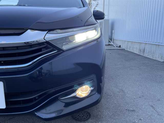 ホンダ シャトル ハイブリッド X スタイルエディション 佐賀県 2016(平28)年 9.4万km ミッドナイトブルービームM 純正メモリーナビゲーション/・フルセグTV/CD/DVD/SD/USB/Bluetooth/バックカメラ/前方ドライブレコーダー/ビルトインETC/ハーフレザーシート/ISOFIX対応/革巻きステアリング/ステアリングリモコン/社外15インチアルミホイール/純正LEDヘッドライト/純正フォグランプ/純正フロアマット/純正ドアバイザ―/新車保証書/取扱説明書/スペアキー１本/クルーズコントロール/シティブレーキアクティブシステム/横滑り防止装置