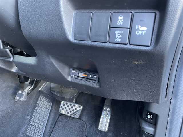 ホンダ シャトル ハイブリッド X スタイルエディション 佐賀県 2016(平28)年 9.4万km ミッドナイトブルービームM 純正メモリーナビゲーション/・フルセグTV/CD/DVD/SD/USB/Bluetooth/バックカメラ/前方ドライブレコーダー/ビルトインETC/ハーフレザーシート/ISOFIX対応/革巻きステアリング/ステアリングリモコン/社外15インチアルミホイール/純正LEDヘッドライト/純正フォグランプ/純正フロアマット/純正ドアバイザ―/新車保証書/取扱説明書/スペアキー１本/クルーズコントロール/シティブレーキアクティブシステム/横滑り防止装置