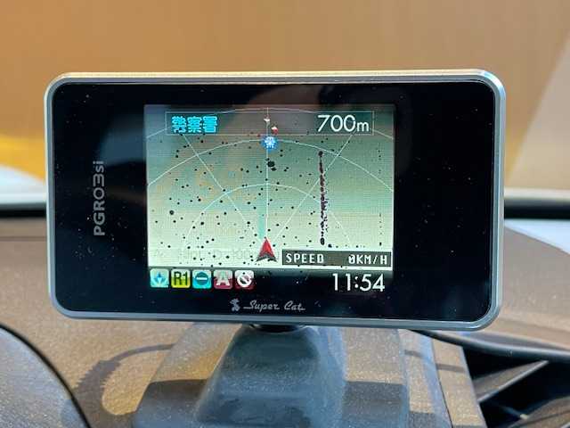 スバル フォレスター 2．0XT 宮城県 2010(平22)年 3.5万km サテンホワイトパール ワンオーナー/4WD　SIdrive/社外ナビ/　AVIC-HRZ900/CD/DVD/フルセグ/Bluetooth/バックカメラ/オートクルーズコントロール/ETC/ドアバイザー/フロアマット/取扱説明書/新車時保証書/スペアキー