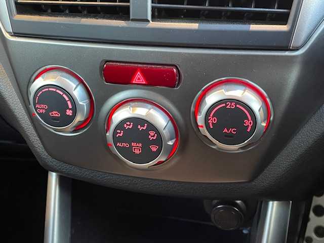 スバル フォレスター 2．0XT 宮城県 2010(平22)年 3.5万km サテンホワイトパール ワンオーナー/4WD　SIdrive/社外ナビ/　AVIC-HRZ900/CD/DVD/フルセグ/Bluetooth/バックカメラ/オートクルーズコントロール/ETC/ドアバイザー/フロアマット/取扱説明書/新車時保証書/スペアキー