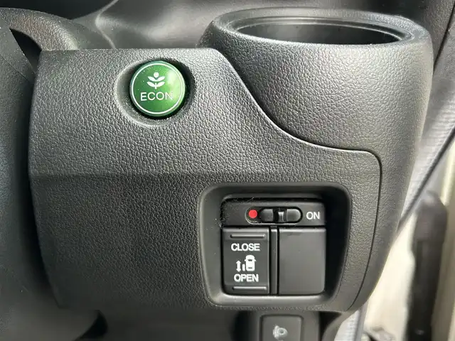 ホンダ Ｎ ＢＯＸ G Lパッケージ 新潟県 2015(平27)年 11.8万km プレミアムホワイトパールⅡ ワンオーナー/ワンセグテレビ/バックカメラ/ドアバイザー/片側パワースライドドア/ETC/ウィンカーミラー/シートヒーター/メモリナビ/電動格納ミラー