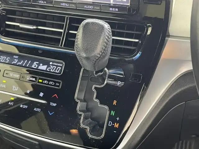 トヨタ エスティマ アエラス スマート 滋賀県 2016(平28)年 5.3万km ホワイトパールクリスタルシャイン 禁煙車/純正ナビ/（CD/DVD/SD/Bluetooth/フルセグTV）/バックカメラ/ビルトインETC/前後ドライブレコーダー/両側電動スライドドア/プリクラッシュセーフティー/レーンディパーチャーアラート/革巻きステアリング/クルーズコントロール/ステアリングリモコン/LEDヘッドライト/フォグランプ/オートヘッドライト/オートマチックハイビーム/レザーシート/前席シートヒーター/AC100V/純正アルミホイール/純正フロアマット/オートリトラーミラー/スペアキー1本