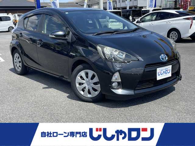 トヨタ アクア G 佐賀県 2012(平24)年 8.7万km ブラックマイカ （株）IDOMが運営する【じしゃロン佐賀店】の自社ローン専用車両になります。/こちらは現金またはオートローンご利用時の価格です。自社ローンご希望の方は別途その旨お申し付けください/・ＬＥＤライト　/・ＢＴオーディオ　/・バックカメラ　/・ワンセグ　/・ＣＤ/・ETC