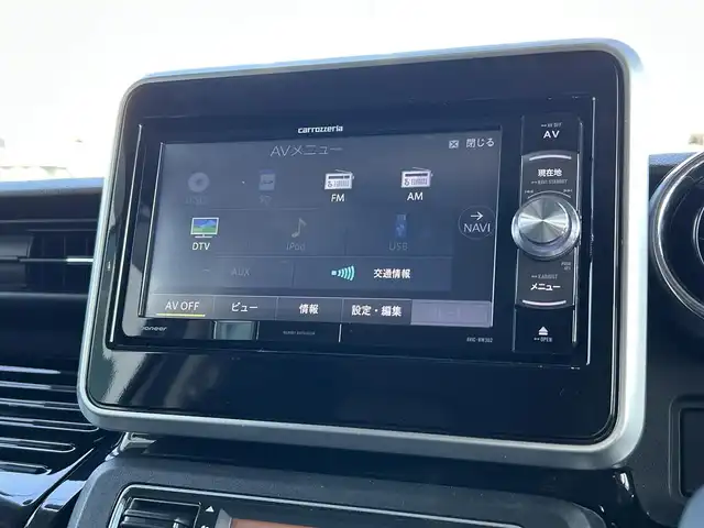 スズキ スペーシア カスタム HYBRID XS 愛媛県 2021(令3)年 2.1万km スチールシルバーM 登録時走行距離：20290Km/社外ディーラーOPメモリナビ/ワンセグTV/DVD/ETC/両側パワースライドドア/サンシェード/アイドリングストップ/横滑り防止装置/レーダークルーズコントロール/レーンキープアシスト/パーキングアシスト/衝突軽減システム/LEDヘッドライト/オートライト/エンジンスタートボタン/ベンチシート/シートヒーター/スマートキー/純正アルミホイール/純正フロアマット