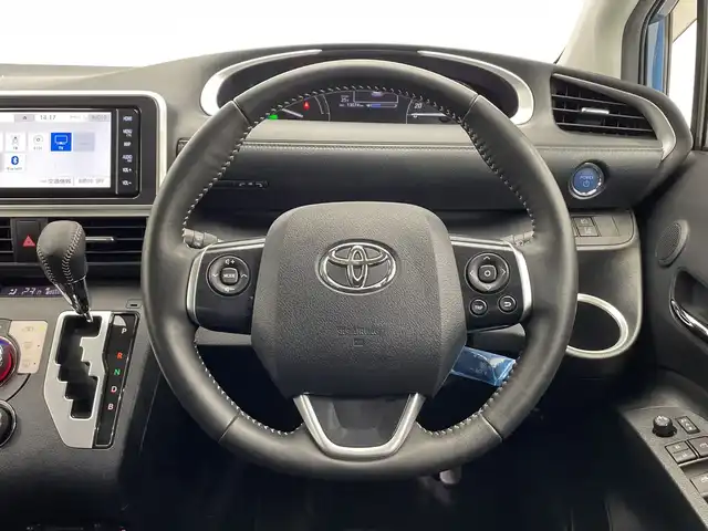 トヨタ シエンタ ハイブリッド G セーフティエディションⅡ 栃木県 2022(令4)年 1.3万km メテオブルーマイカM 純正ナビ/（CD/DVD/Bluetooth/フルセグＴＶ）/バックカメラ/トヨタセーフティセンス/コーナーセンサー前後/ＥＴＣ/前後ドライブレコーダー/両側パワースライドドア/オートライト/LEDヘッドライト/横滑り防止装置/スマートキー/プッシュスタート/電動格納ミラー/純正フロアマット