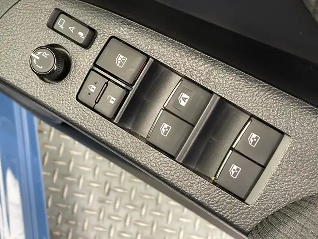 トヨタ シエンタ ハイブリッド G セーフティエディションⅡ 栃木県 2022(令4)年 1.3万km メテオブルーマイカM 純正ナビ/（CD/DVD/Bluetooth/フルセグＴＶ）/バックカメラ/トヨタセーフティセンス/コーナーセンサー前後/ＥＴＣ/前後ドライブレコーダー/両側パワースライドドア/オートライト/LEDヘッドライト/横滑り防止装置/スマートキー/プッシュスタート/電動格納ミラー/純正フロアマット