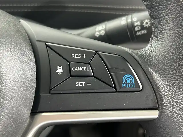 日産 セレナ ハイウェイスターVセレクションⅡ 大阪府 2019(平31)年 3.2万km ダイヤモンドブラック ProPILOT 純正9incナビTV 360カメラ 純正フリップダウンモニター デジタルインナーミラー レーダークルコン 衝突軽減ブレーキ レーンアシスト 両側パワースライドドア クリアランスソナー ドライブレコーダー ETC
