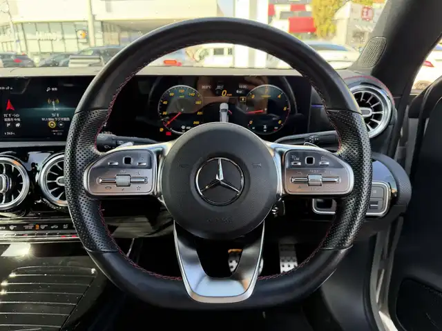 メルセデス・ベンツ ＣＬＡ２００ｄ Sブレーク AMGライン 兵庫県 2021(令3)年 4.7万km 白 純正ナビ/(BT/USB/フルセグTV)/全周囲カメラ/ETC2.0/衝突軽減ブレーキ/レーダークルーズコントロール/前後コーナーセンサー/ハーフレザーシート/前席シートヒーター/前席パワーシート/電動パーキングブレーキ/LEDヘッドライト/オートライト/フォグランプ/ステアリングリモコン/スマートキー/電動格納ミラー/純正フロアマット/純正アルミ18インチ