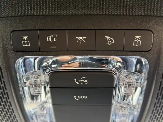 メルセデス・ベンツ ＣＬＡ２００ｄ Sブレーク AMGライン 兵庫県 2021(令3)年 4.7万km 白 純正ナビ/(BT/USB/フルセグTV)/全周囲カメラ/ETC2.0/衝突軽減ブレーキ/レーダークルーズコントロール/前後コーナーセンサー/ハーフレザーシート/前席シートヒーター/前席パワーシート/電動パーキングブレーキ/LEDヘッドライト/オートライト/フォグランプ/ステアリングリモコン/スマートキー/電動格納ミラー/純正フロアマット/純正アルミ18インチ