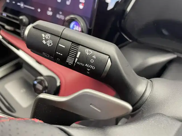 レクサス ＮＸ 350h Fスポーツ 富山県 2022(令4)年 2万km ホワイトノーヴァガラスフレーク 4WD/純正14型ナビ（AM/FM/CD/DVD/USB/BT）/フルセグTV/パノラミックビューモニター/サンルーフ/ヘッドアップディスプレイ/プリクラッシュセーフティ/レーダークルーズコントロール/レーンディパーチャーアラート/ブラインドスポットモニター/オートマチックハイビーム/LEDヘッドライト/本革シート/前席温熱＋ベンチレーションシート/置くだけ充電/パドルシフト/純正20インチAW/スマートキー/プッシュスタート/社外フロアマット/取扱説明書/保証書