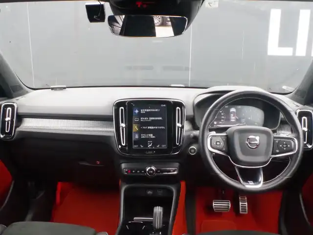ボルボ ＸＣ４０ T4 AWD Rデザイン 岩手県 2020(令2)年 3.7万km 黒 インテリセーフ /LKA/BLIS/CTA/ACC/純正HDDナビ/フルセグTV/全方位カメラ/パークアシスト/パノラマSR/ハーマンカードン /ハーフレザー /パワーシート/シートヒーター/パワーテールゲート/LEDライト/ETC/ドラレコ