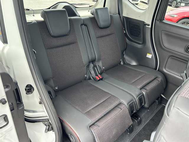 スズキ スペーシア カスタム HYBRID XS 奈良県 2024(令6)年 0.4万km ピュアホワイトパール/ブラック2トーン 両側パワースライドドア/純正ナビ(フルセグTV/AM・FM/BT/AppleCarPlay/AndroidAuto)/アラウンドビューモニター/ETC/ヘッドアップディスプレイ/シートヒーター(D/N席)/ステアリングヒーター/LEDヘッドライト/フォグランプ/後席サンシェード/純正15インチアルミホイール/純正フロアマット