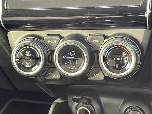 スズキ スイフト HYBRID RS 岐阜県 2017(平29)年 5.1万km スピーディーブルーM 登録時走行距離：50715km/純正SDナビ/全方位カメラ/フルセグテレビ・BT・CD・USB/レーダークルーズコントロール/デュアルセンサーブレーキ/レーンキープアシスト/シートヒーター/ビルトインETC/プッシュスタート/スマートキー/スペアキー/スタッドレスタイヤ車載