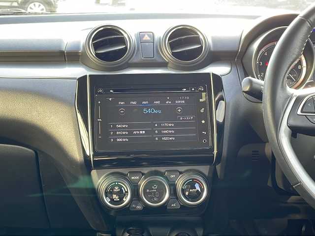 スズキ スイフト HYBRID RS 岐阜県 2017(平29)年 5.1万km スピーディーブルーM 登録時走行距離：50715km/純正SDナビ/全方位カメラ/フルセグテレビ・BT・CD・USB/レーダークルーズコントロール/デュアルセンサーブレーキ/レーンキープアシスト/シートヒーター/ビルトインETC/プッシュスタート/スマートキー/スペアキー/スタッドレスタイヤ車載