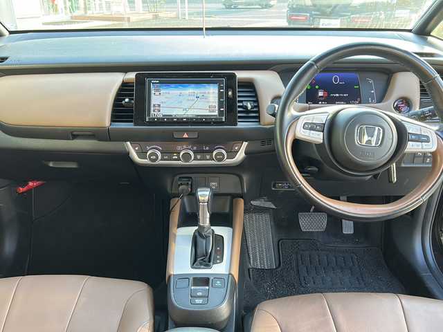 ホンダ フィット e:HEVリュクス 福島県 2020(令2)年 5万km プレミアムグラマラスブロンズP ハーフレザーシート/純正ナビ/衝突軽減ブレーキ/クルーズコントロール/レーンキープアシスト/ＥＴＣ/純正16inアルミホイール/オートライト/ＬＥＤライト/ウィンカーミラー/電動格納ミラー/スマートキー/プッシュスタート/Ｗ＋サイドエアバッグ/横滑り防止装置/ＡＢＳ/ドアバイザー/純正フロアマット/取扱説明書