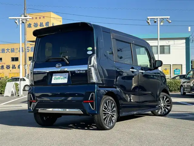 ダイハツ タント カスタム RS 福岡県 2019(令1)年 5.7万km レーザーブルークリスタルシャイン 登録時走行距離：56272Km/メーカーオプションSD純正ナビ/AM/FM/ワンセグTV/DVD/Bluetooth/バックカメラ/前方ドライブレコーダー/横滑り防止装置/衝突軽減システム/パーキングアシスト/LEDヘッドライト/オートライト/フォグランプ/エンジンスタートボタン/シートヒーター/スマートキー/純正アルミホイール/純正フロアマット/ハーフレザーシート/シートーヒーター