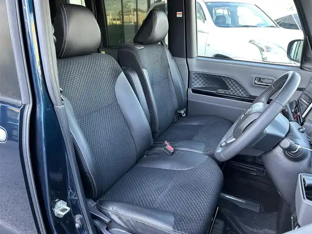 ダイハツ タント カスタム RS 福岡県 2019(令1)年 5.7万km レーザーブルークリスタルシャイン 登録時走行距離：56272Km/メーカーオプションSD純正ナビ/AM/FM/ワンセグTV/DVD/Bluetooth/バックカメラ/前方ドライブレコーダー/横滑り防止装置/衝突軽減システム/パーキングアシスト/LEDヘッドライト/オートライト/フォグランプ/エンジンスタートボタン/シートヒーター/スマートキー/純正アルミホイール/純正フロアマット/ハーフレザーシート/シートーヒーター