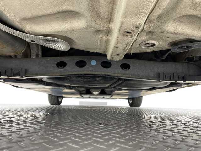 フォルクスワーゲン ポロ TSIトレンドライン 新潟県 2018(平30)年 3.1万km 白 プリクラッシュシステム/純正ディスプレイオーディオ/　CD/BT/AppleCarPlay/AndroidAuto/純正15インチアルミホイール/アイドリングストップ/純正ラバーマット/電格ミラー/ウィンカーミラー/スチールホイール付スタッドレスタイヤ積込(6mm)