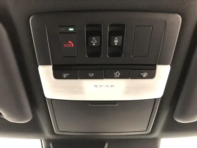 三菱 アウトランダー ＰＨＥＶ P 愛知県 2023(令5)年 2.3万km ホワイトダイヤモンド BOSEスピーカー/サンルーフ/純正ナビ/（Bluetooth/フルセグTV/FM/AM/USB入力）/全方位カメラ/ETC/ドラレコ/BSM/HUD/置くだけ充電/AC100V/パワーシート/シートヒーター/ステアリングヒーター/電動リアゲード/電子パーキング/オートホールド/ドアバイザー/パドルシフト/防眩ミラー/電動格納ミラー/ステアリングリモコン/メモリシート/ダウンヒルアシスト/プッシュスタート