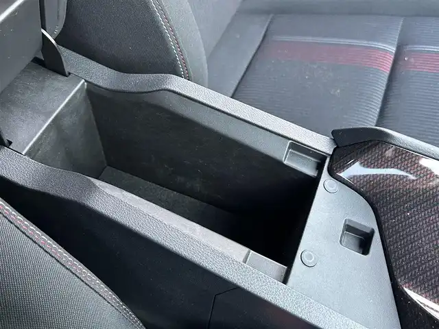 日産 オーラ ニスモ 東京都 2023(令5)年 2.1万km ピュアホワイトパール ワンオーナー/HDDナビ/フルセグテレビ/バックカメラ/クルーズコントロール/プッシュスタート/ETC/ドライブレコーダー/取扱説明書/保証書/タイヤバリ溝/低走行