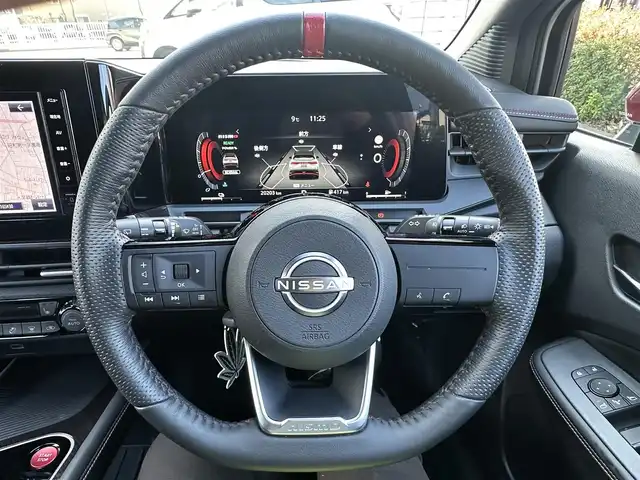 日産 オーラ ニスモ 東京都 2023(令5)年 2.1万km ピュアホワイトパール ワンオーナー/HDDナビ/フルセグテレビ/バックカメラ/クルーズコントロール/プッシュスタート/ETC/ドライブレコーダー/取扱説明書/保証書/タイヤバリ溝/低走行
