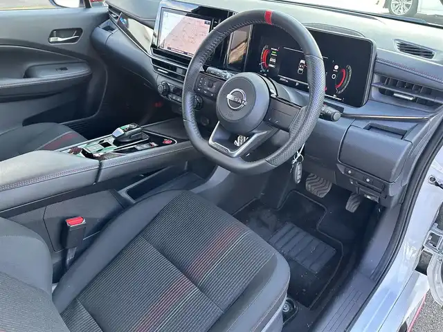 日産 オーラ ニスモ 東京都 2023(令5)年 2.1万km ピュアホワイトパール ワンオーナー/HDDナビ/フルセグテレビ/バックカメラ/クルーズコントロール/プッシュスタート/ETC/ドライブレコーダー/取扱説明書/保証書/タイヤバリ溝/低走行