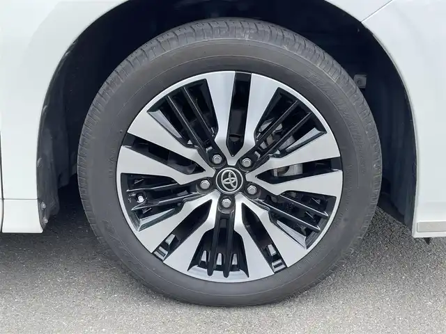 トヨタ アルファード S Cパッケージ 道央・札幌 2020(令2)年 3万km ホワイトパールクリスタルシャイン ・４WD/・ワンオ―ナー/・衝突軽減ブレーキ/・両側パワースライドドア/・レザーシート/・パワーシート/・パワーバックドア/・純正ディスプレイオーディオ/　BT＆USB＆TV/・バックカメラ/・コーナーセンサー/・レーンキープアシスト/・レーダークルーズコントロール/・ステアリングヒーター/・アイドリングストップ/・シートヒーター/・デジタルインナーミラー/・ブラインドスポットモニター/・オートライト/・オートエアコン/・オートリトラミラー/・レインセンサーワイパー/・前後ドライブレコーダー/・ステアリングスイッチ/・シーケンシャルウィンカー/・三眼LEDヘッドライト/・純正フロアマット/・ドアバイザー/・フォグライト/・純正18インチAW/・スペアキー
