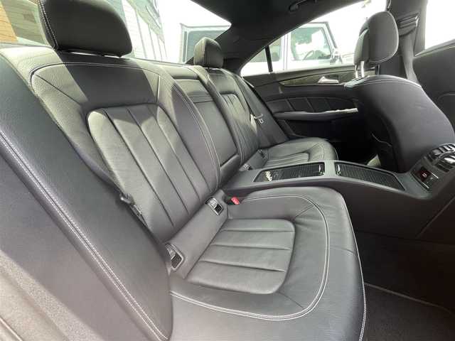 メルセデス・ベンツ ＣＬＳ４００ 栃木県 2016(平28)年 5.2万km ダイヤモンドホワイト レーダーセーフティパッケージ/サンルーフ/黒革シート/ナビ/フルセグTV/全方位カメラ/ETC/パークトロニック /電動トランクリッド/キーレスゴー/PRE-SAFE/レーンキープアシスト/ブラインドスポット /パワーシート /シートヒーター全席/LEDヘッドライト/オートライト