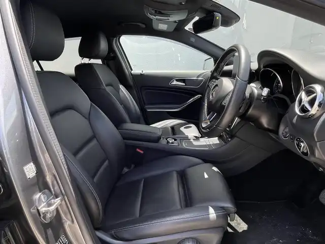メルセデス・ベンツ ＧＬＡ２２０ 4マチック 東京都 2018(平30)年 4.6万km マウンテングレー ドラレコ/ＡＣＣ/ＡＳＶ/ＢＳＭ/ＬＫＡ/バックカメラ/純正HＤＤナビ/フルセグ/Ｂｌｕｅｔｏｏｔｈ/ETC2.0/黒革シート/シートヒーター/パドルシフト/LED/フォグランプ/純正１８AW/スマートキー