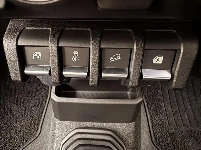スズキ ジムニー XL 兵庫県 2020(令2)年 2.4万km ジャングルグリーン ４WD/5速MT/トランスファー/社外SDナビ（AVN-D10W）/（フルセグ/CD/DVD/SD/Bluetooth）/バックカメラ/ETC/前方ドライブレコーダー/前席シートヒーター/純正マット・ドアバイザー/フォグ/ヘッドライトレベライザー/電動格納ミラー