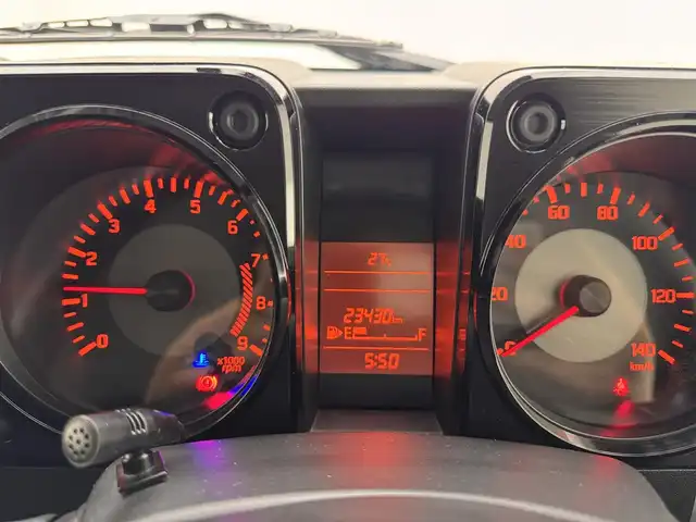 スズキ ジムニー XL 兵庫県 2020(令2)年 2.4万km ジャングルグリーン ４WD/5速MT/トランスファー/社外SDナビ（AVN-D10W）/（フルセグ/CD/DVD/SD/Bluetooth）/バックカメラ/ETC/前方ドライブレコーダー/前席シートヒーター/純正マット・ドアバイザー/フォグ/ヘッドライトレベライザー/電動格納ミラー
