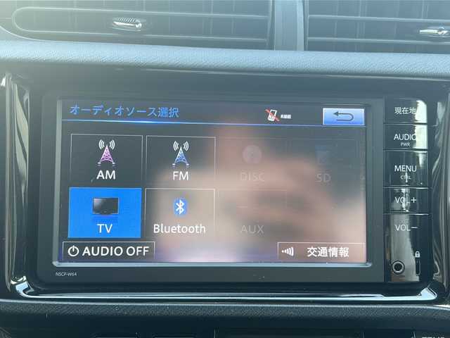 トヨタ アクア G G’s 岐阜県 2015(平27)年 3.9万km ライムホワイトパールクリスタルシャイン /ワンオーナー//純正SDナビ(NSCP-W64)/(Bluetooth/TV/SD/CD)//メーカーOP スマートエントリーPkg/(G’s専用パワースイッチ)//メーカーOP ビューティーPkg/(シートヒーター/nanoe)//メーカーOP ナビレディPkg/(ステアリングスイッチ)/(バックカメラ/6スピーカー)//クルーズコントロール//LEDヘッドライト//LEDフォグランプ//ビルトインＥＴＣ//G’s専用ハーフレザーシート/(アルカンターラ+合成皮革)//G’s専用17インチAW//G’s専用チューニングサスペンション(25mmダウン)//G’s専用剛性アップパーツ//G’s専用LEDイルミネーションビーム//G’s専用フロアマット//スペアキーx1