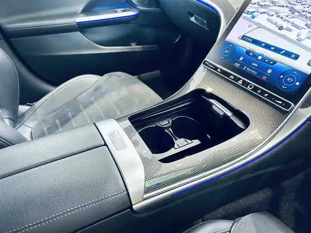 メルセデス・ベンツ Ｃ２００ アバンギャルド AMGライン 大阪府 2022(令4)年 2.5万km ポーラホワイト ベーシックP/レーダーセーフティP/HUD/ACC/ハーフレザー/メモリ付きパワーシート/シートヒーター/純正ナビ/TV/360度カメラ/applecarplay/純正18インチAW/LEDヘッドライト/アンビエントライト/電動リアゲート/ブラインドスポット