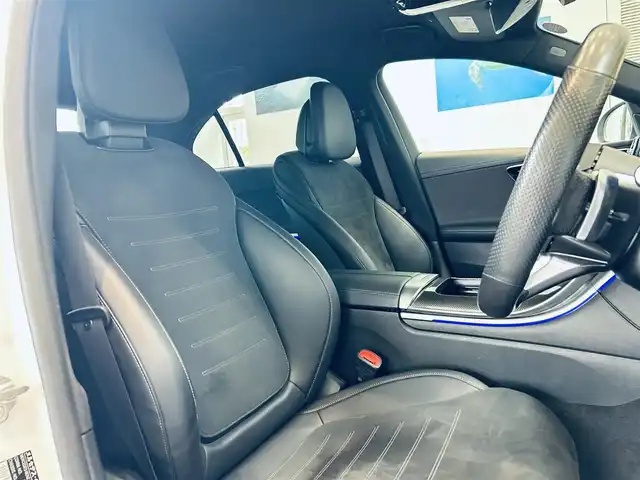 メルセデス・ベンツ Ｃ２００ アバンギャルド AMGライン 大阪府 2022(令4)年 2.5万km ポーラホワイト ベーシックP/レーダーセーフティP/HUD/ACC/ハーフレザー/メモリ付きパワーシート/シートヒーター/純正ナビ/TV/360度カメラ/applecarplay/純正18インチAW/LEDヘッドライト/アンビエントライト/電動リアゲート/ブラインドスポット